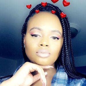 Meet your Posher, Sabrina